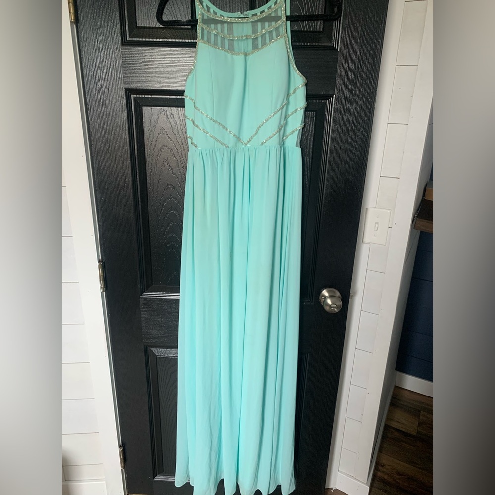 Women’s prom dress